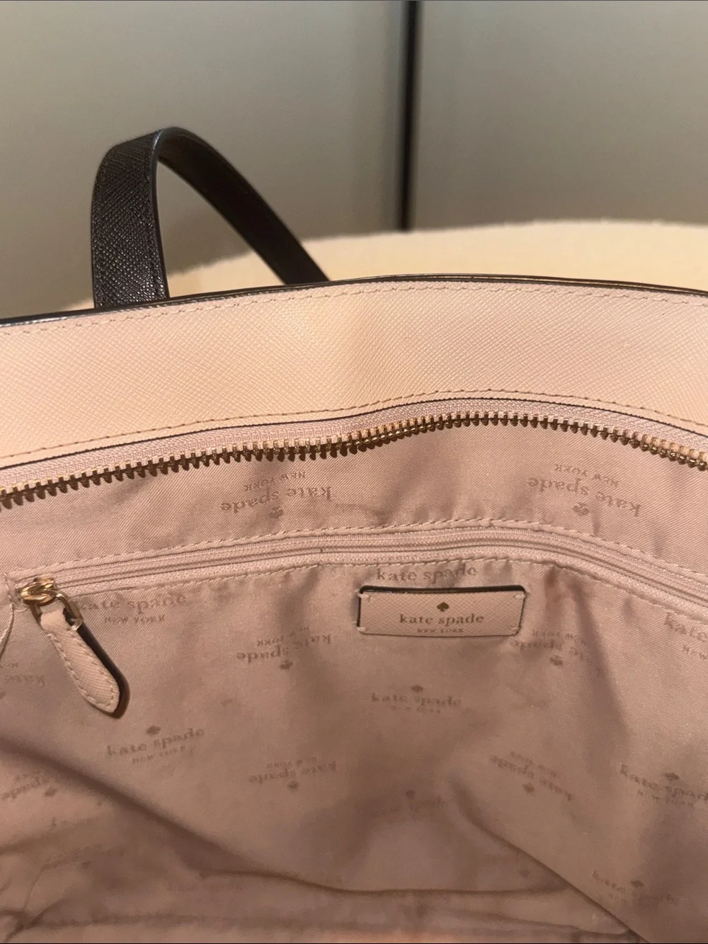 kate spade ♠️ Cream Tote with black Straps
